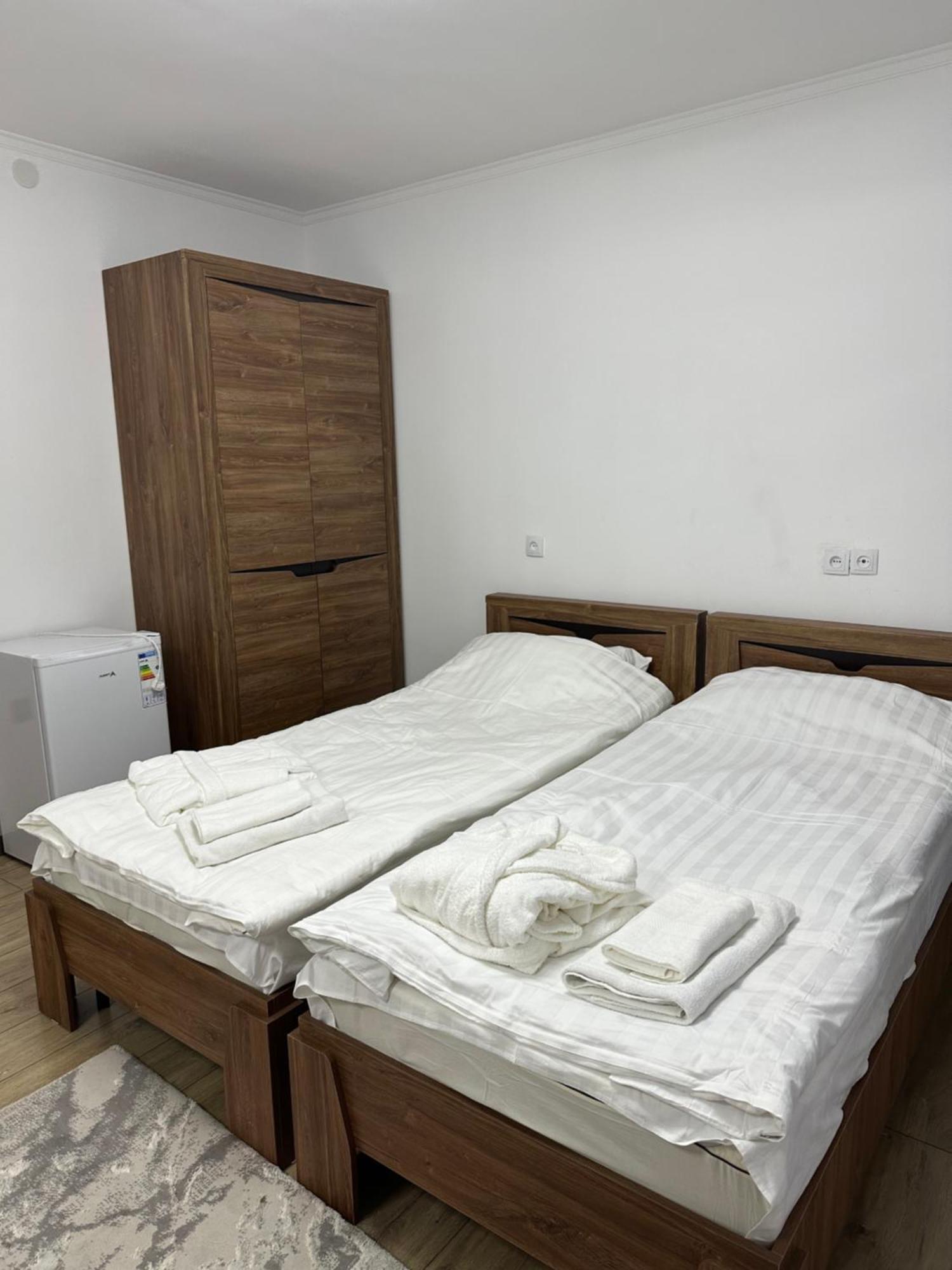 Guest House Sham Kaji-Say Bagian luar foto